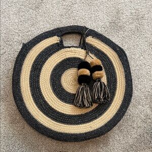 America & Beyond Jute Bucket Bag